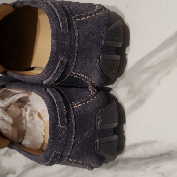 Authentic Ferragamo driving loafer - Picture 3 of 6